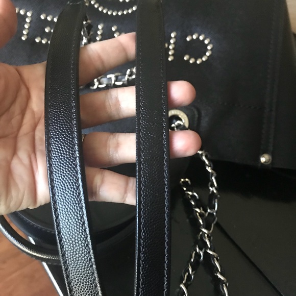 Chanel tote ***SOLD*** - Picture 4 of 8